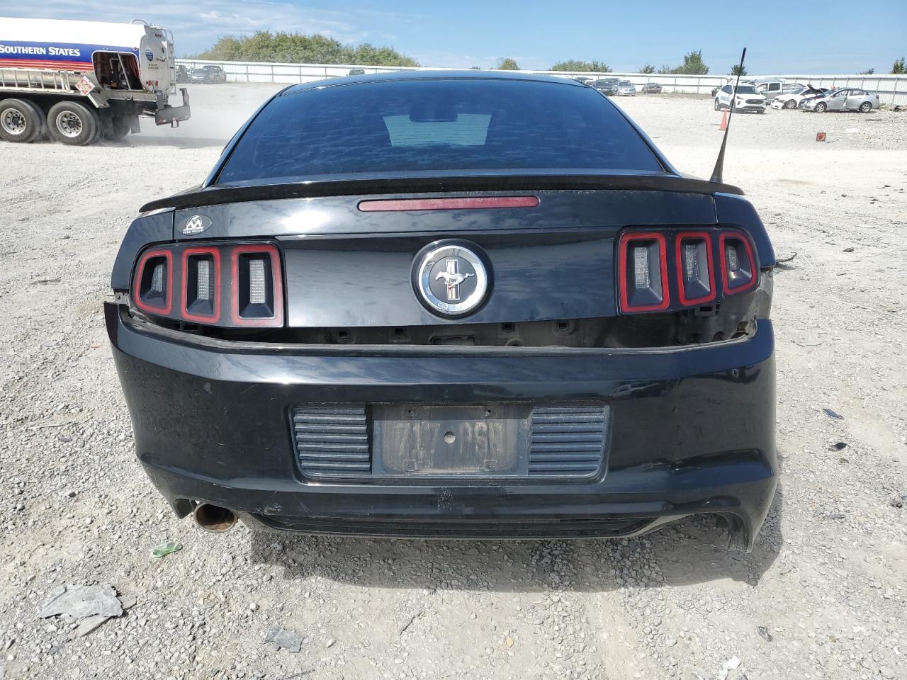 2014 Ford Mustang VIN: 1ZVBP8AM1E5261679 Lot: 68443624