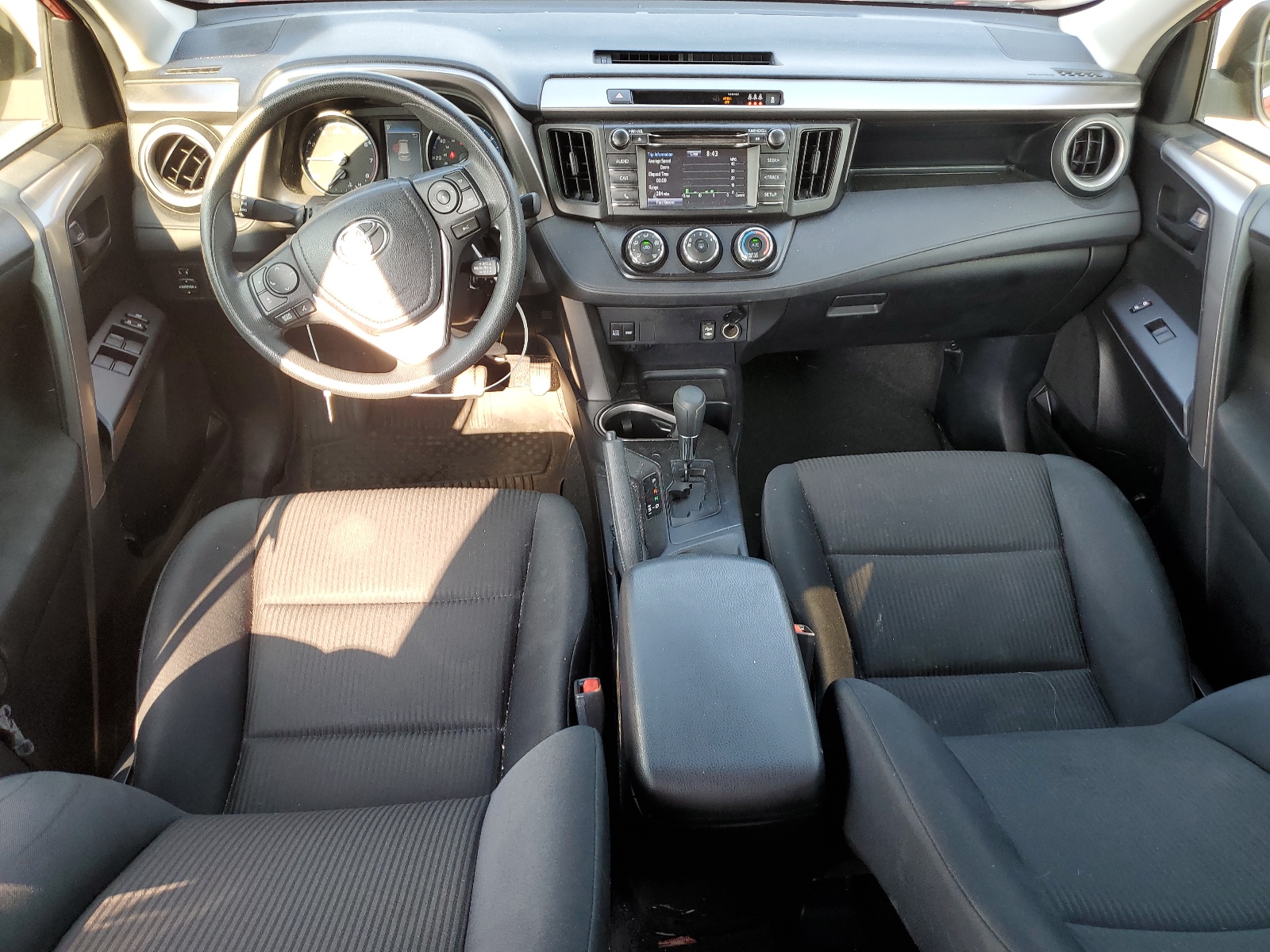 JTMBFREV4HJ140803 2017 Toyota Rav4 Le