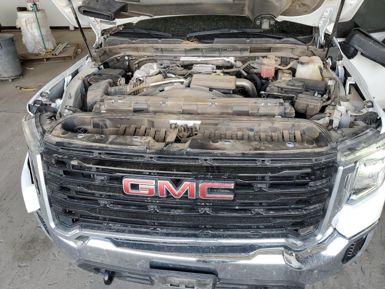 2022 GMC Sierra K2500 Heavy Duty VIN: 1GT39LEY2NF296825 Lot: 66633604