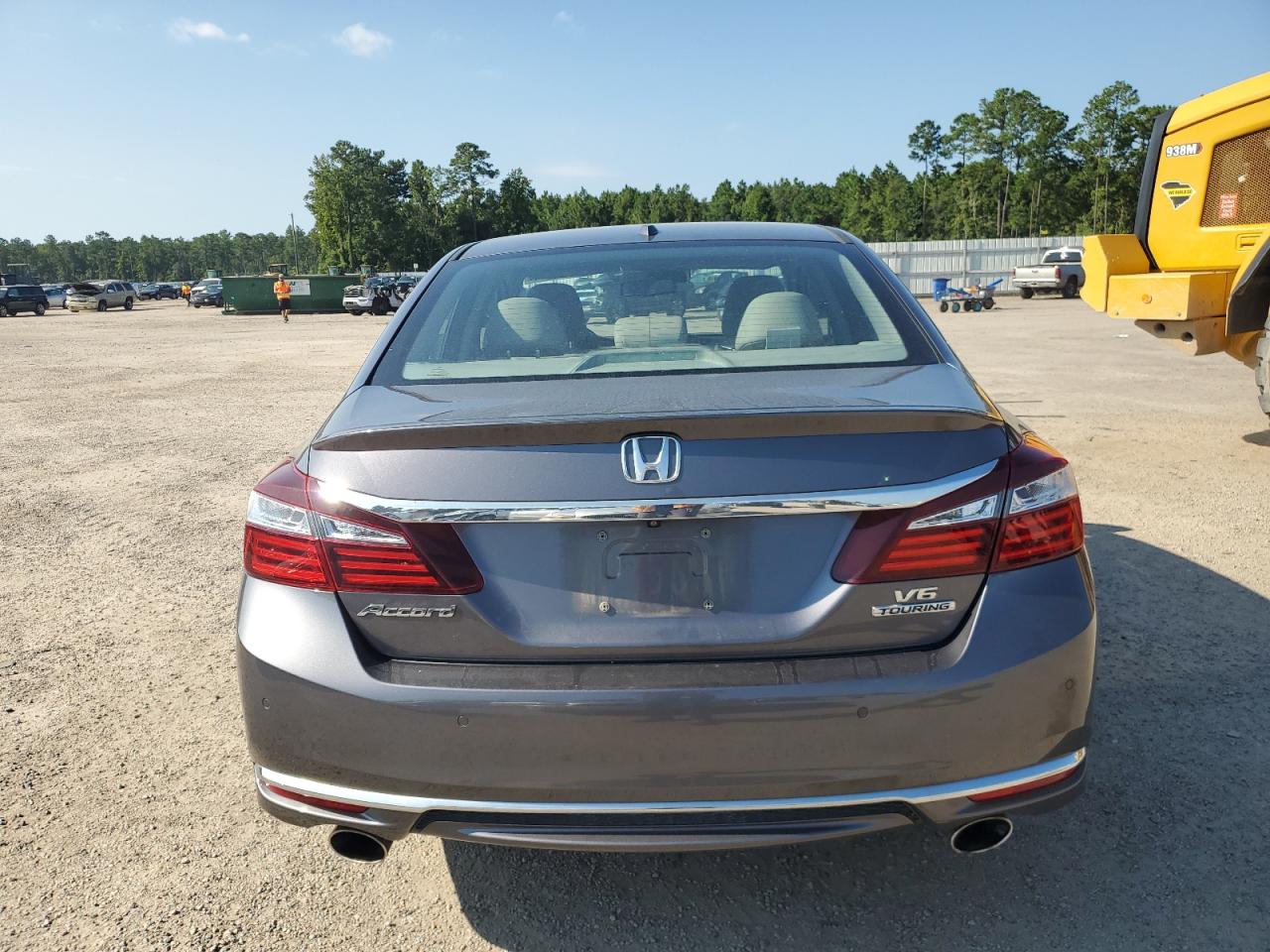 1HGCR3F97GA021220 2016 Honda Accord Touring