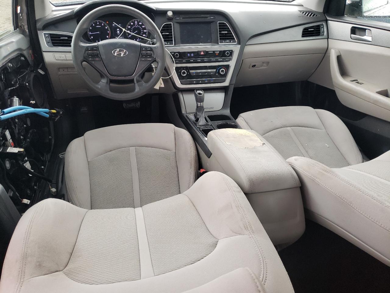 2016 Hyundai Sonata - Image 8