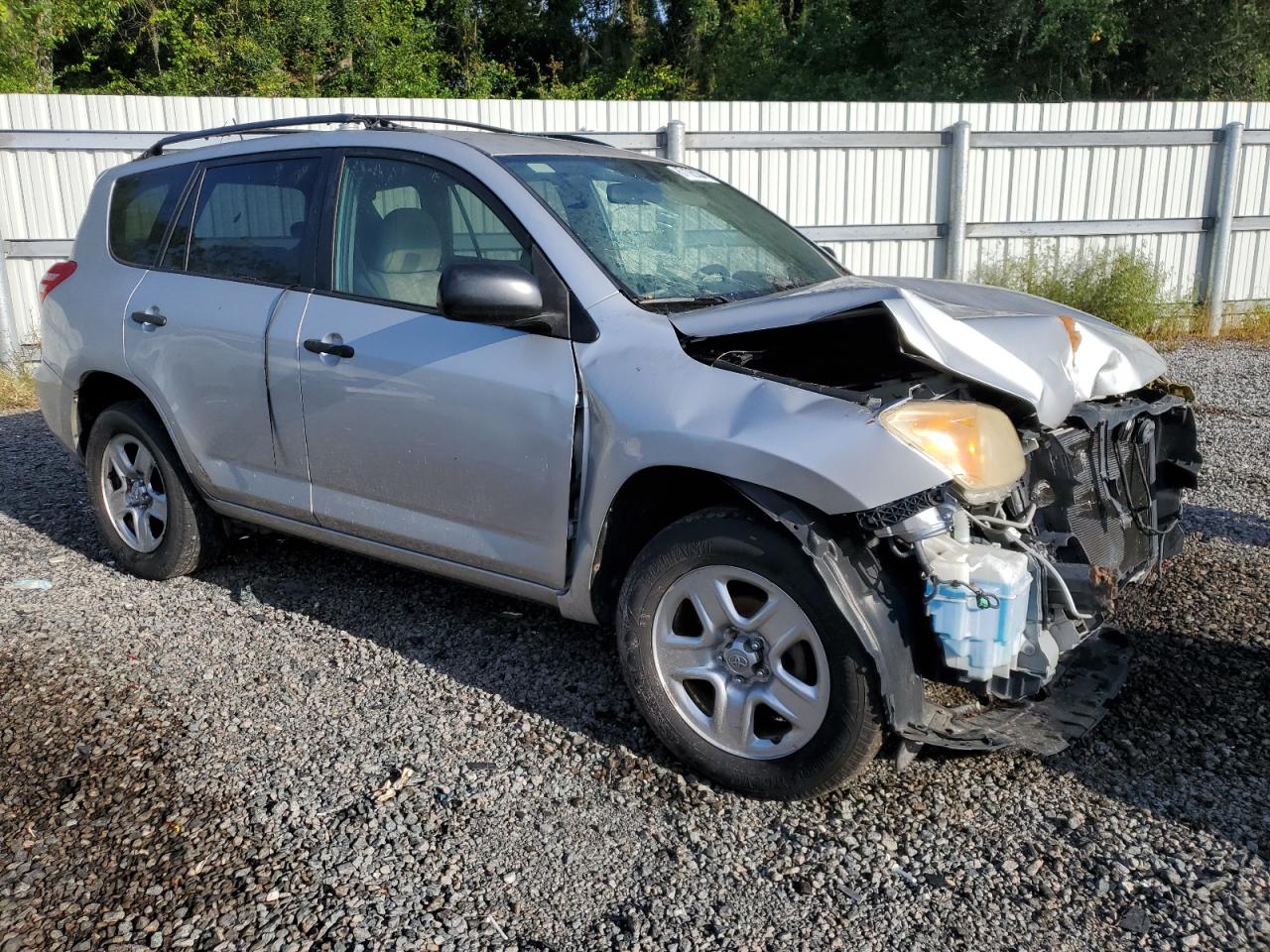 2010 Toyota RAV 4 - Image 4