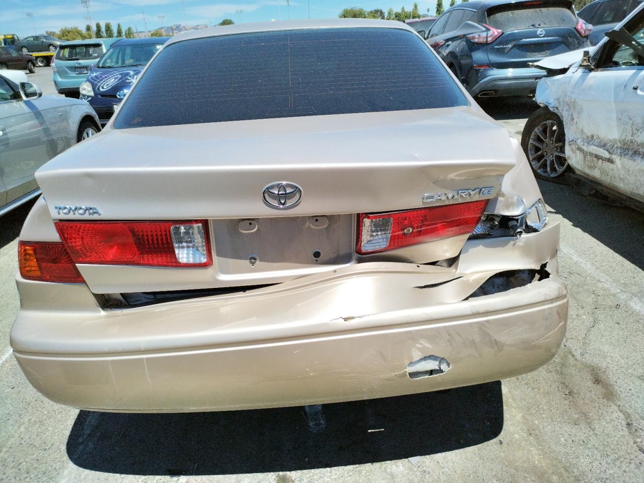 2000 Toyota Camry Ce VIN: 4T1BG22K7YU950094 Lot: 65458004