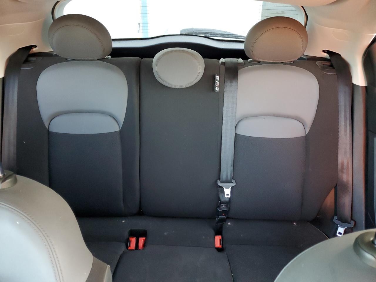 2016 Fiat 500X Easy VIN: ZFBCFXBT2GP383729 Lot: 65632704