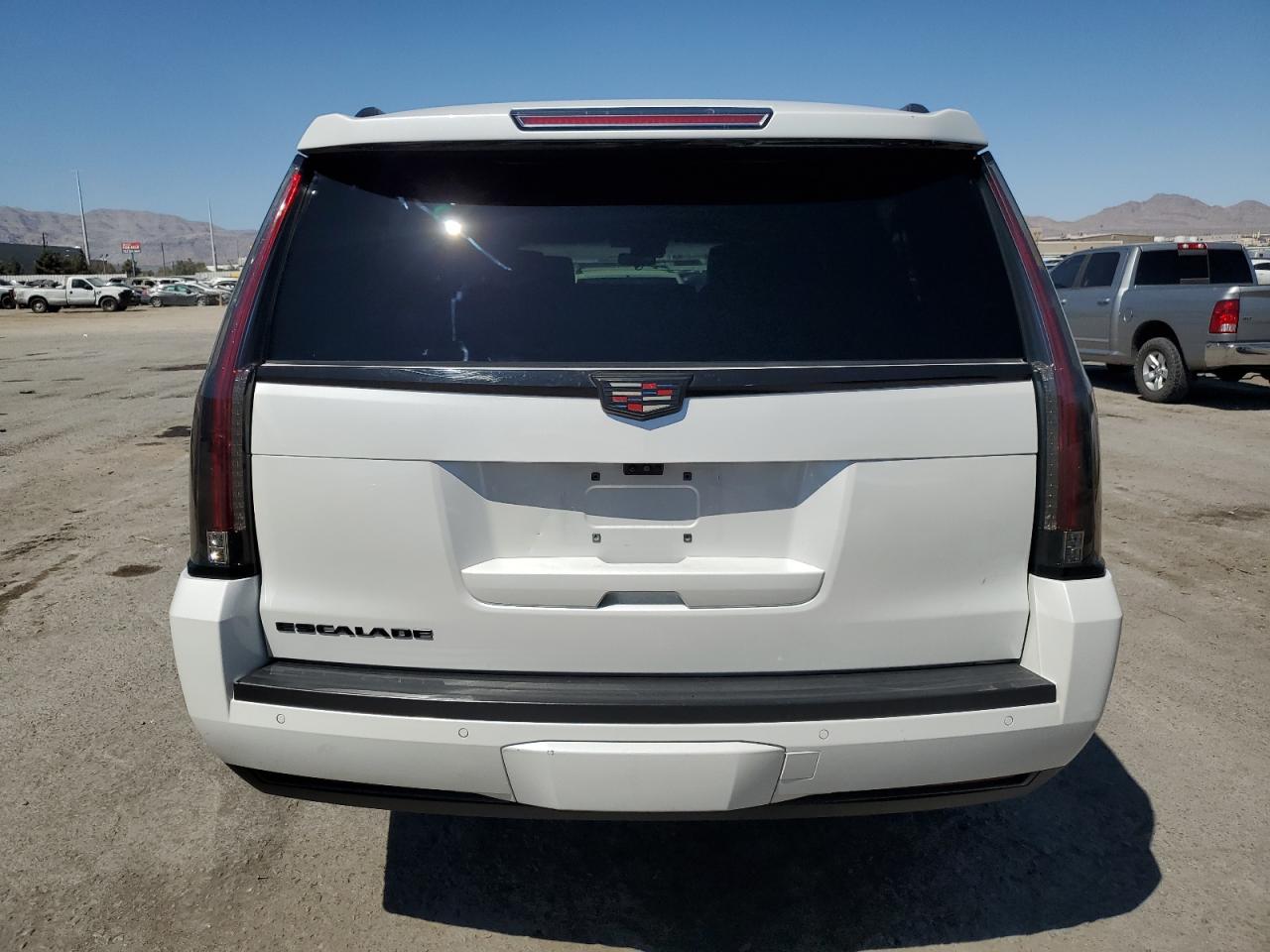 2017 Cadillac Escalade Esv Platinum VIN: 1GYS4KKJ5HR285679 Lot: 68495714