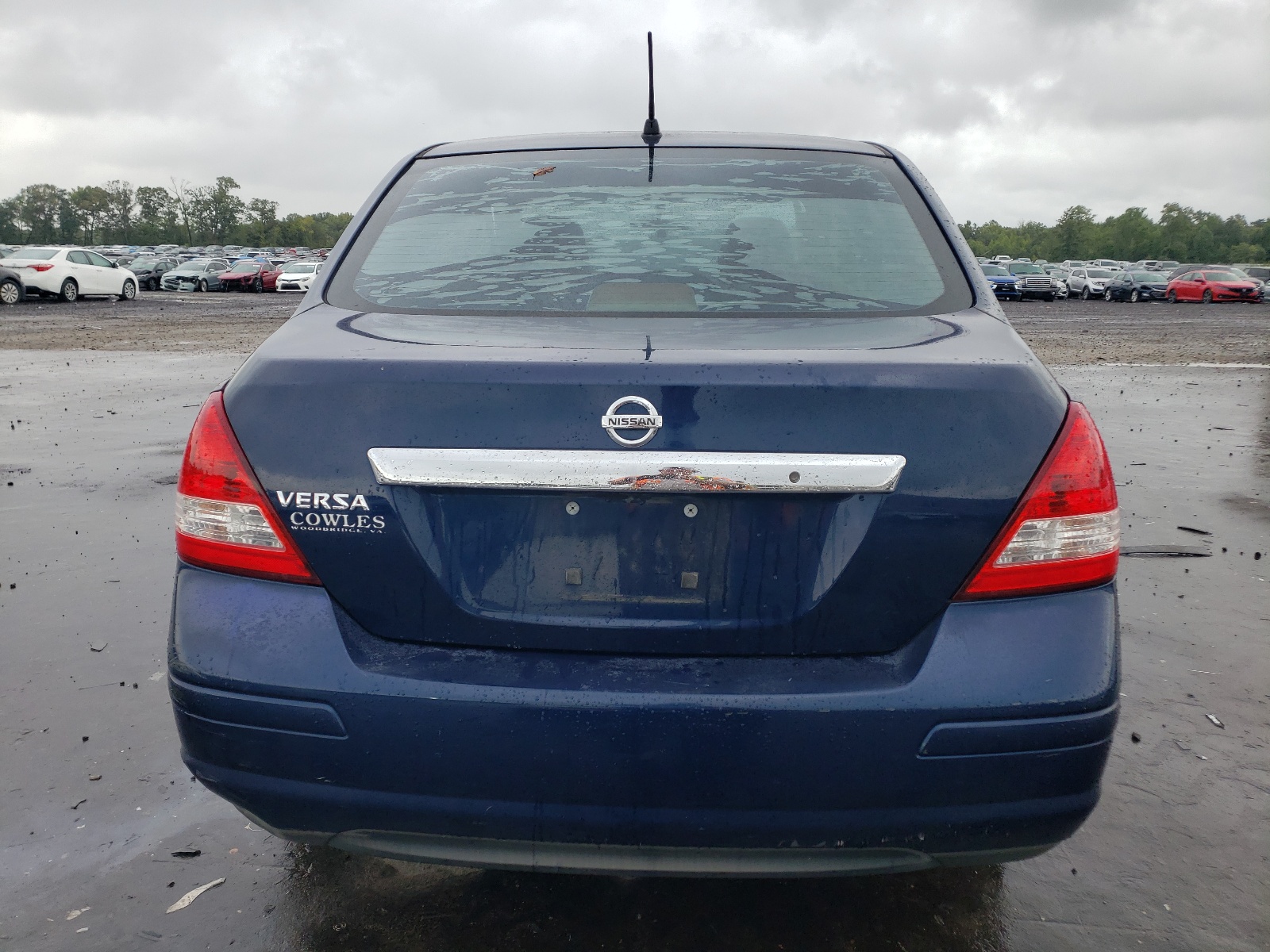 3N1BC11E69L371263 2009 Nissan Versa S