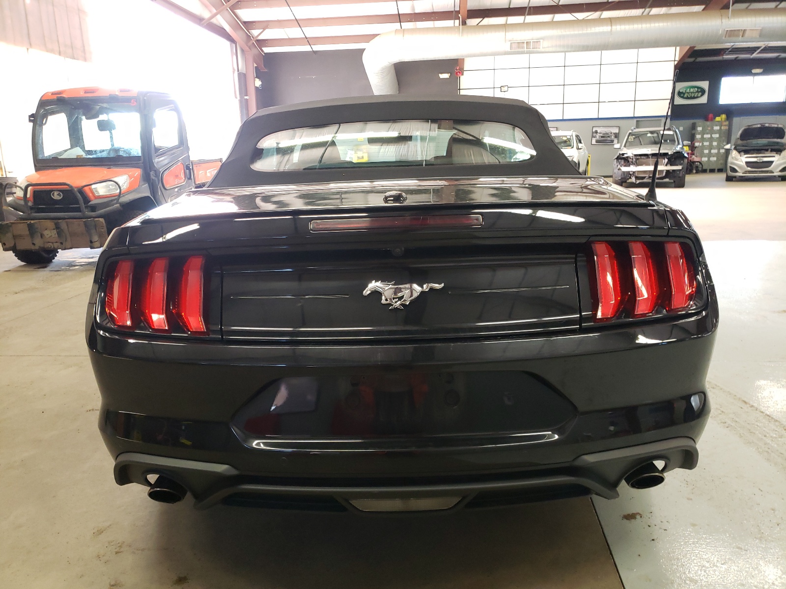 1FATP8UH6N5104693 2022 Ford Mustang