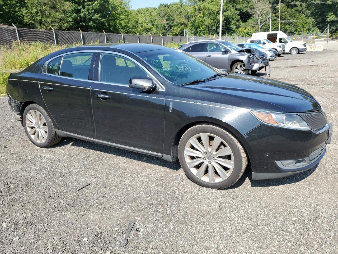 2013 Lincoln MKS - Image 4