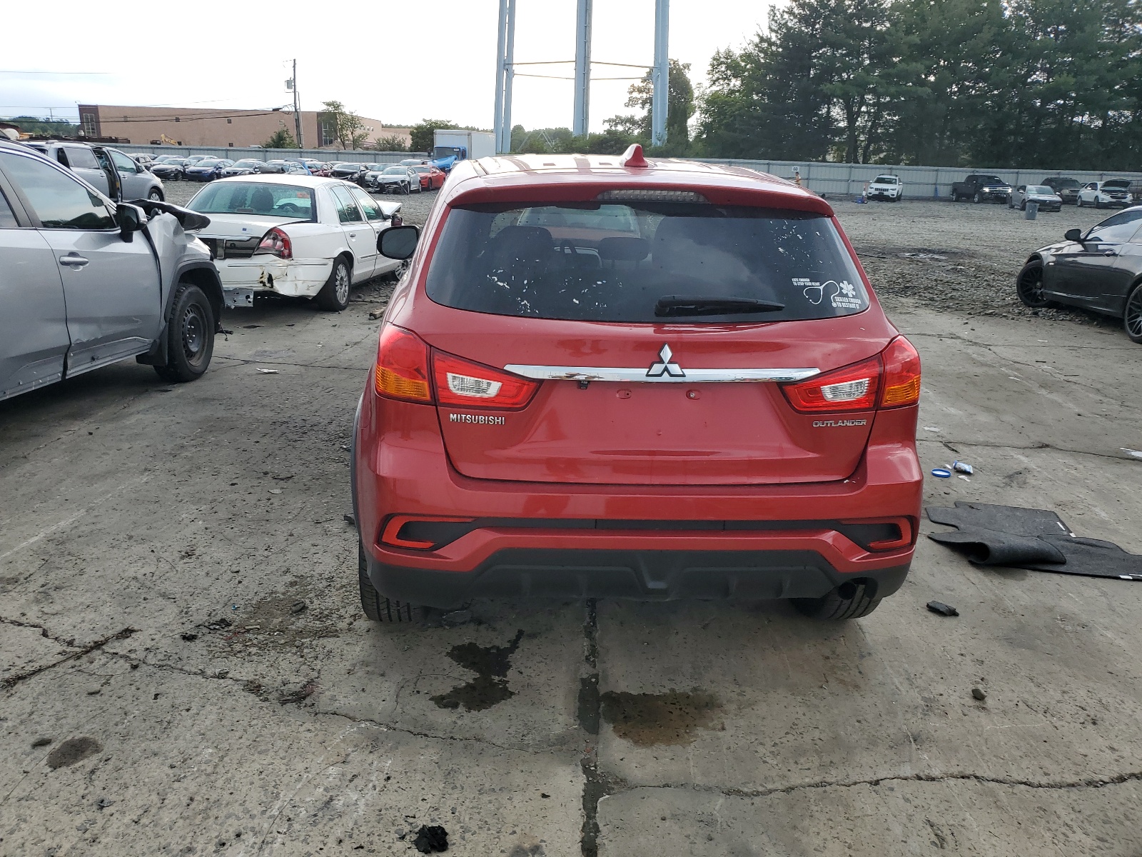 2018 Mitsubishi Outlander Sport Es vin: JA4AR3AWXJU001546