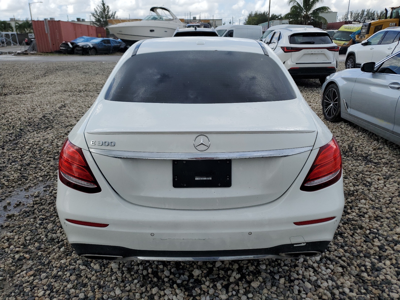 WDDZF4JBXHA165966 2017 Mercedes-Benz E 300