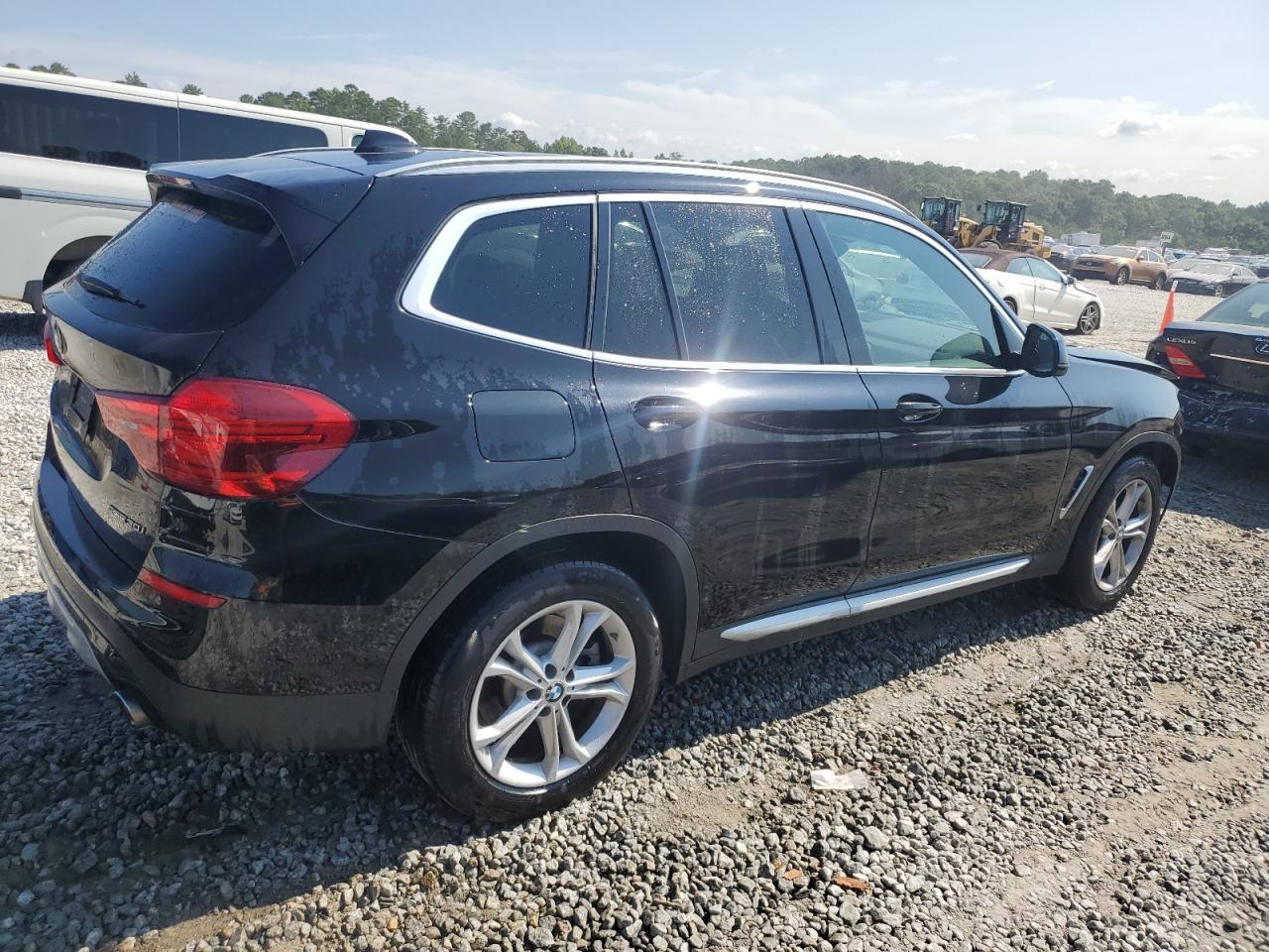 VIN 5UXTR7C55KLF29613 2019 BMW X3 no.3