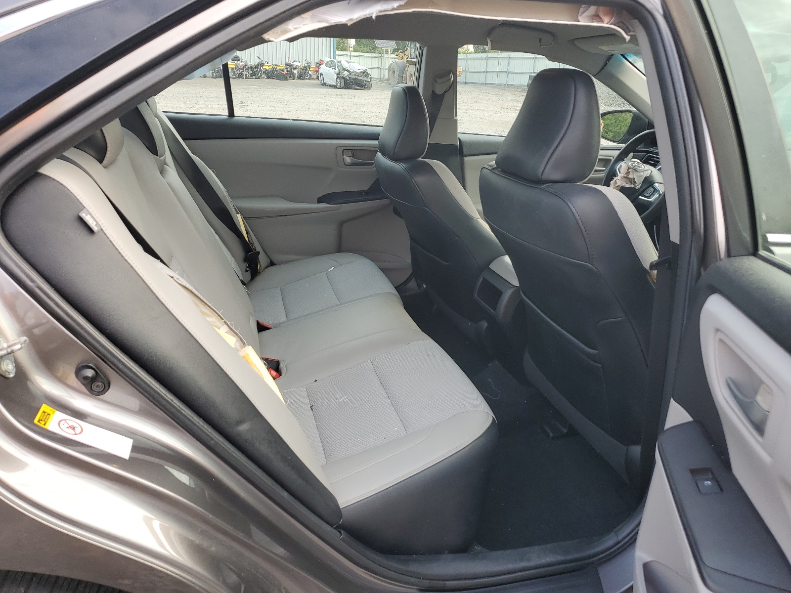 4T1BF1FKXGU132526 2016 Toyota Camry Le