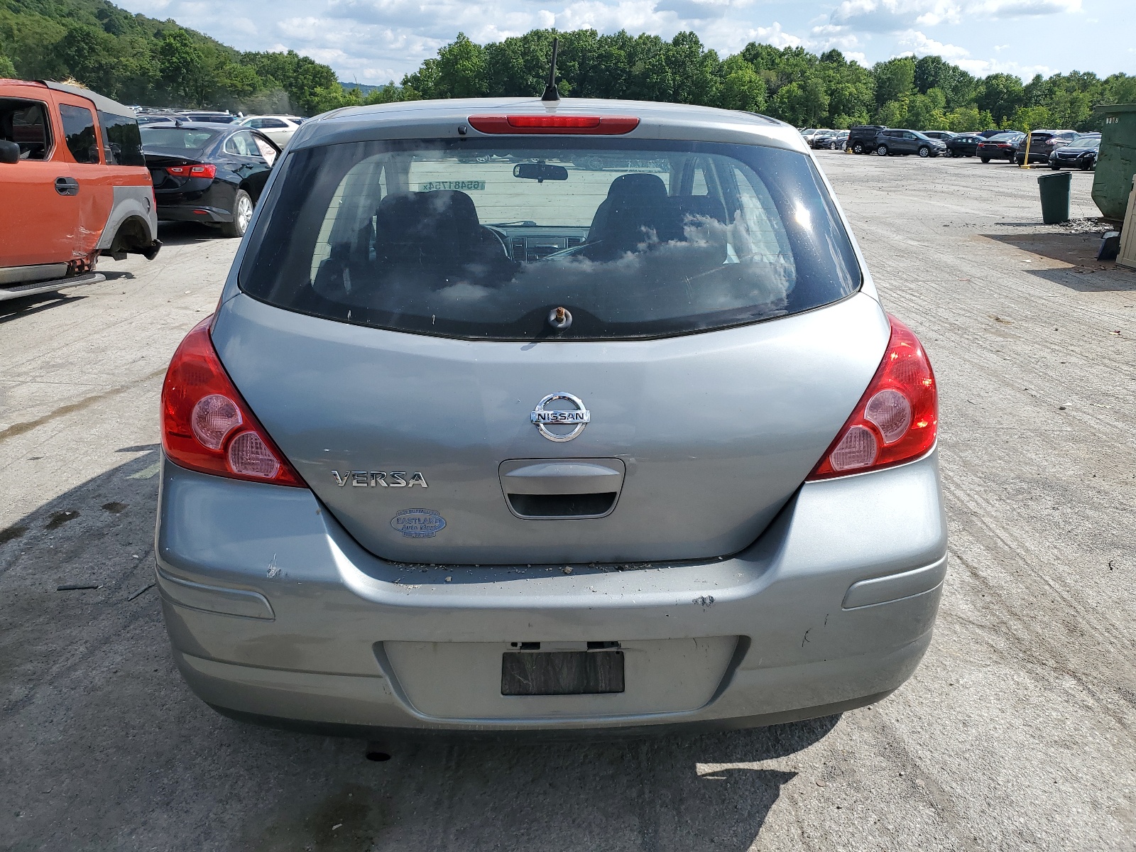 3N1BC1CP0BL412877 2011 Nissan Versa S