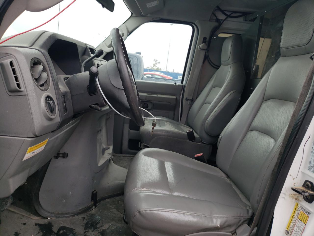 2010 Ford Econoline - Image 7
