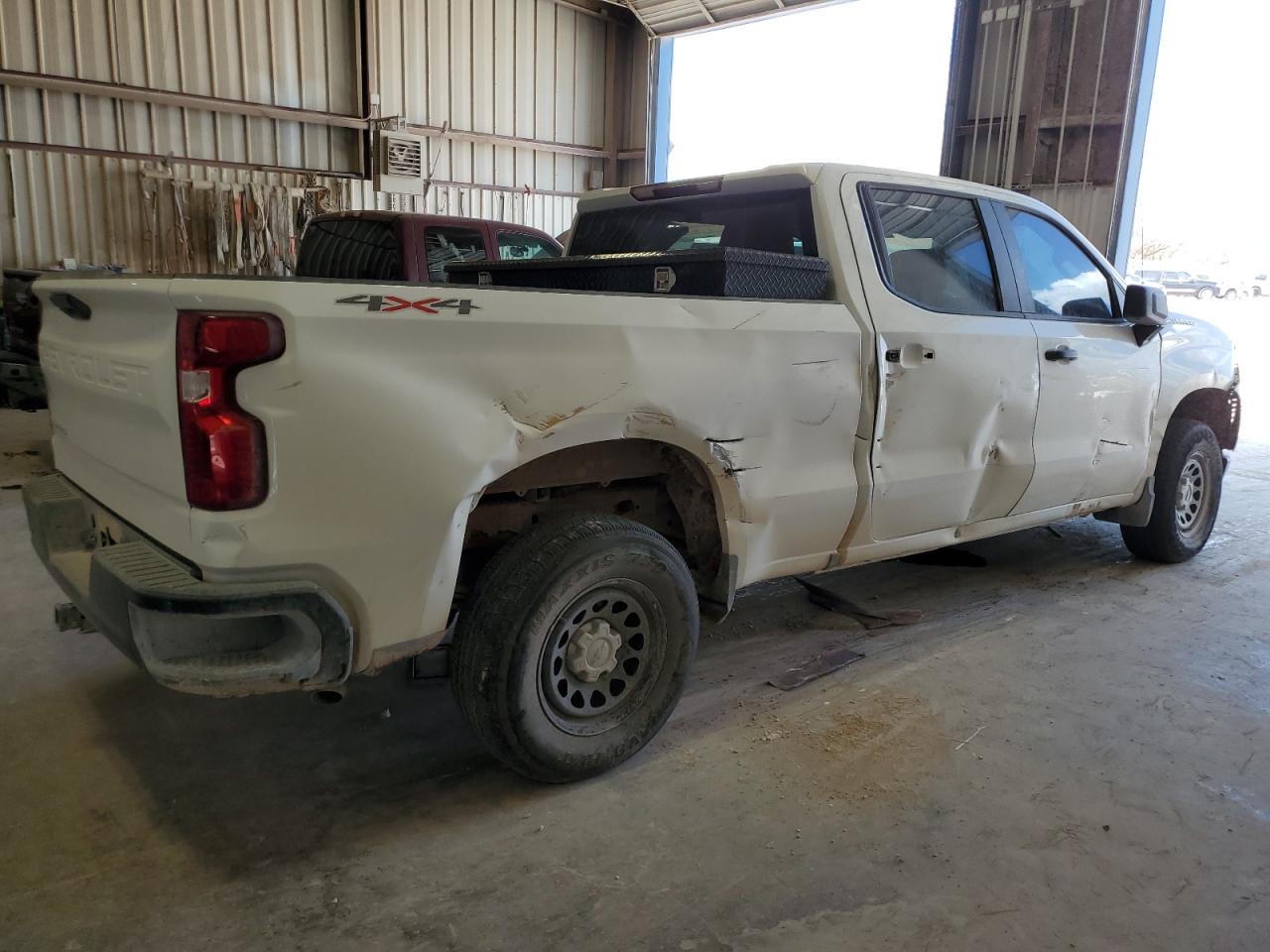 2022 Chevrolet Silverado - Image 3
