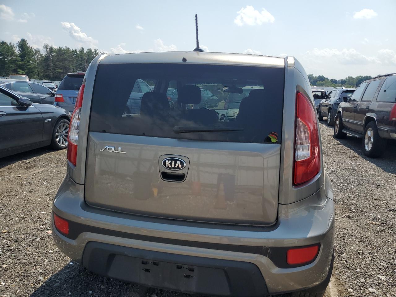 2013 Kia Soul + VIN: KNDJT2A63D7526453 Lot: 65587974