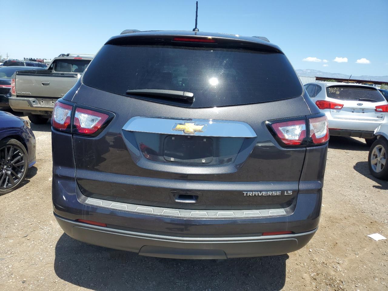 1GNKRFED3EJ196831 2014 Chevrolet Traverse Ls