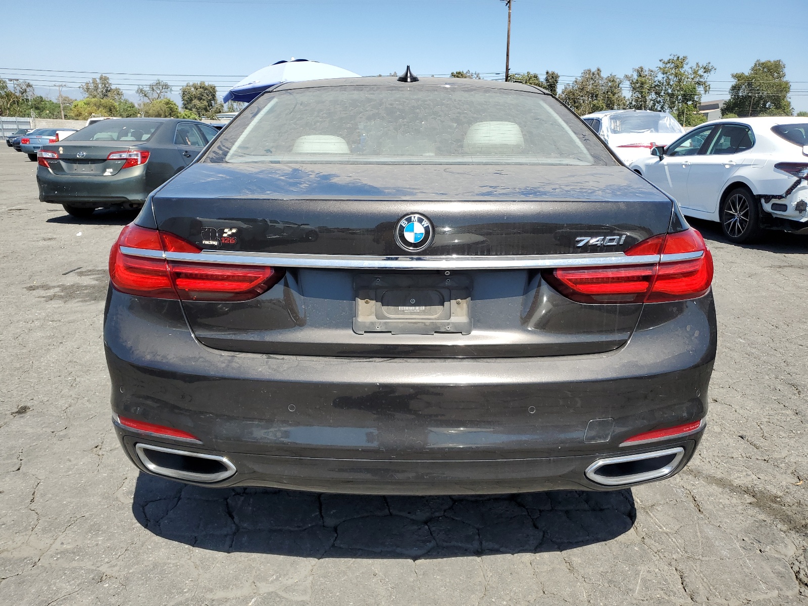 WBA7E2C54GG504438 2016 BMW 740 I
