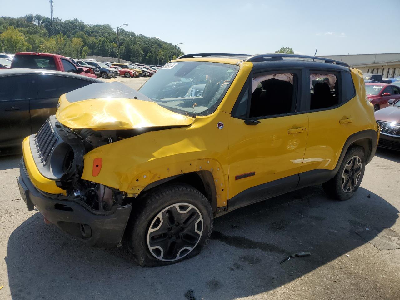 VIN ZACCJBCT6FPB89672 2015 JEEP RENEGADE no.1