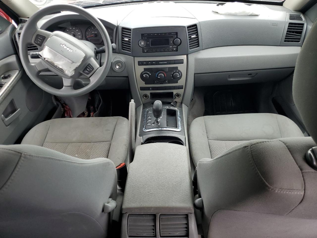 2006 Jeep Grand Cherokee - Image 8