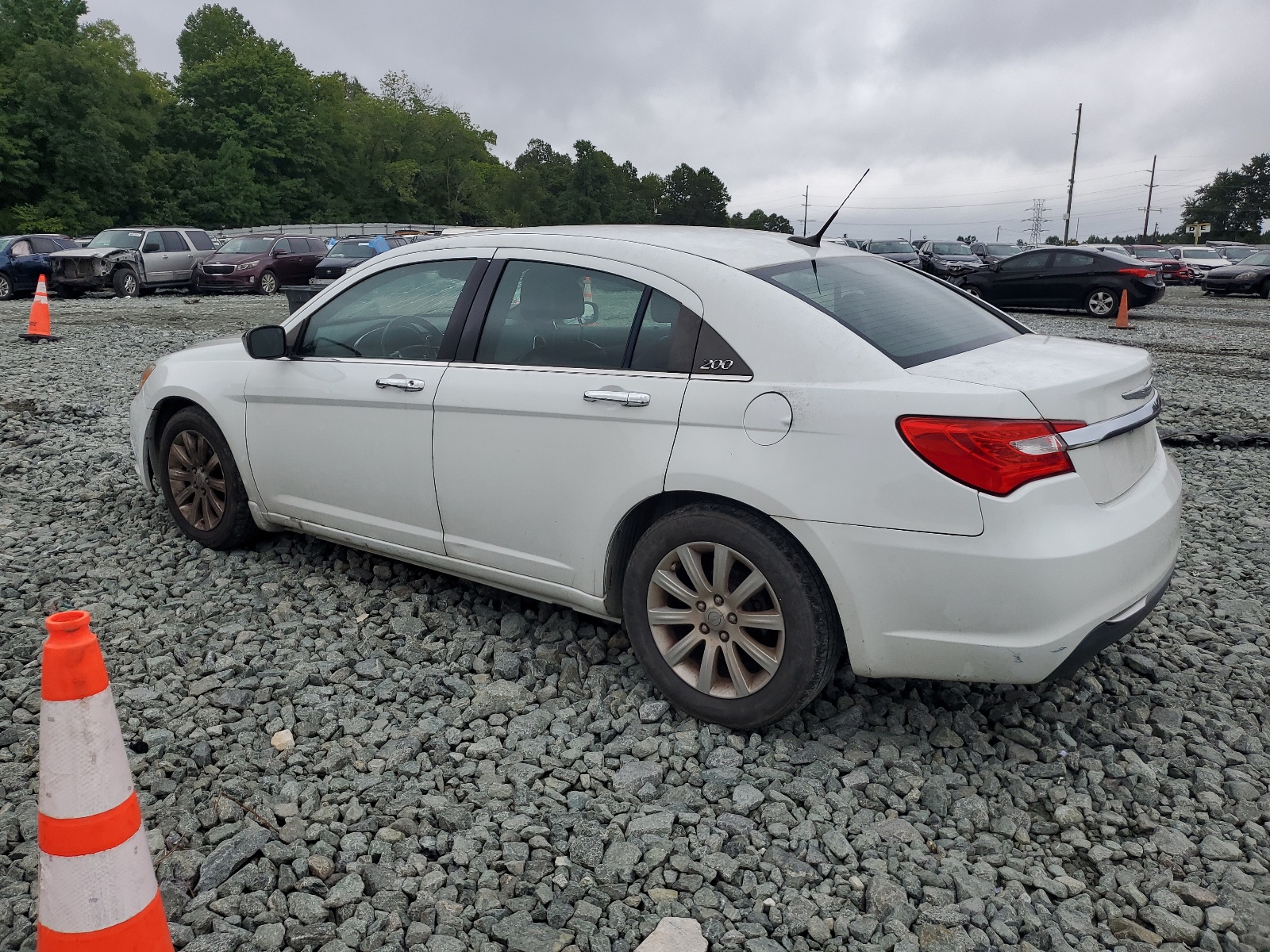 2013 Chrysler 200 Limited vin: 1C3CCBCG7DN507242