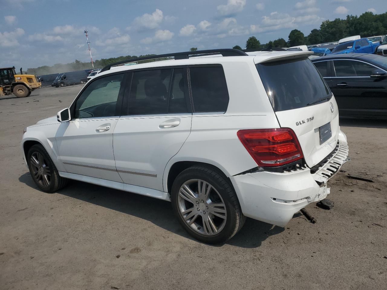 VIN WDCGG5HB4DG155218 2013 MERCEDES-BENZ GLK-CLASS no.2