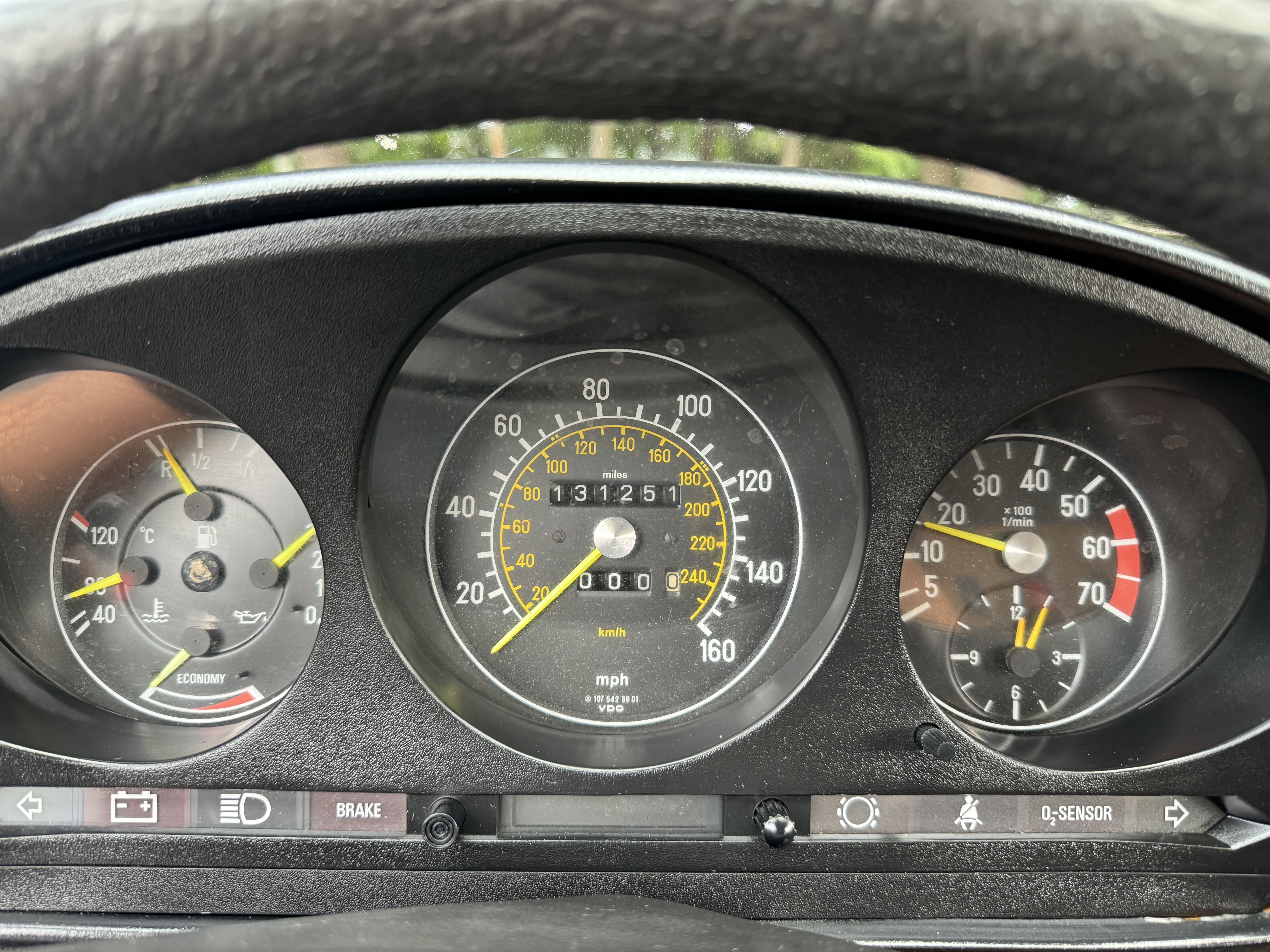 WDBBA45A0EA002765 1984 Mercedes-Benz 380 Sl