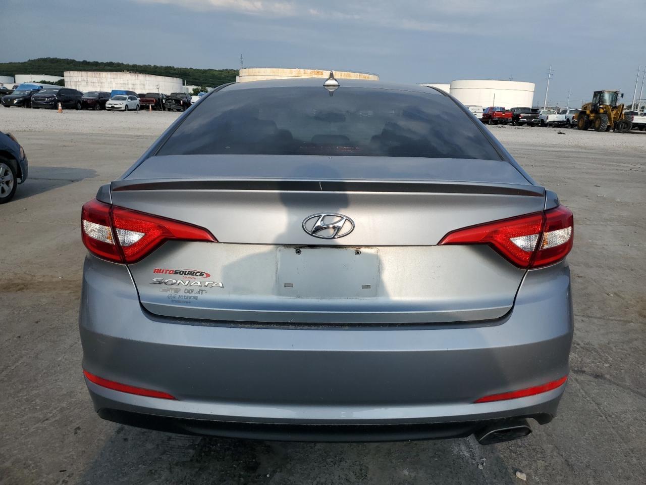 2017 Hyundai Sonata Se VIN: 5NPE24AF2HH589819 Lot: 68123564