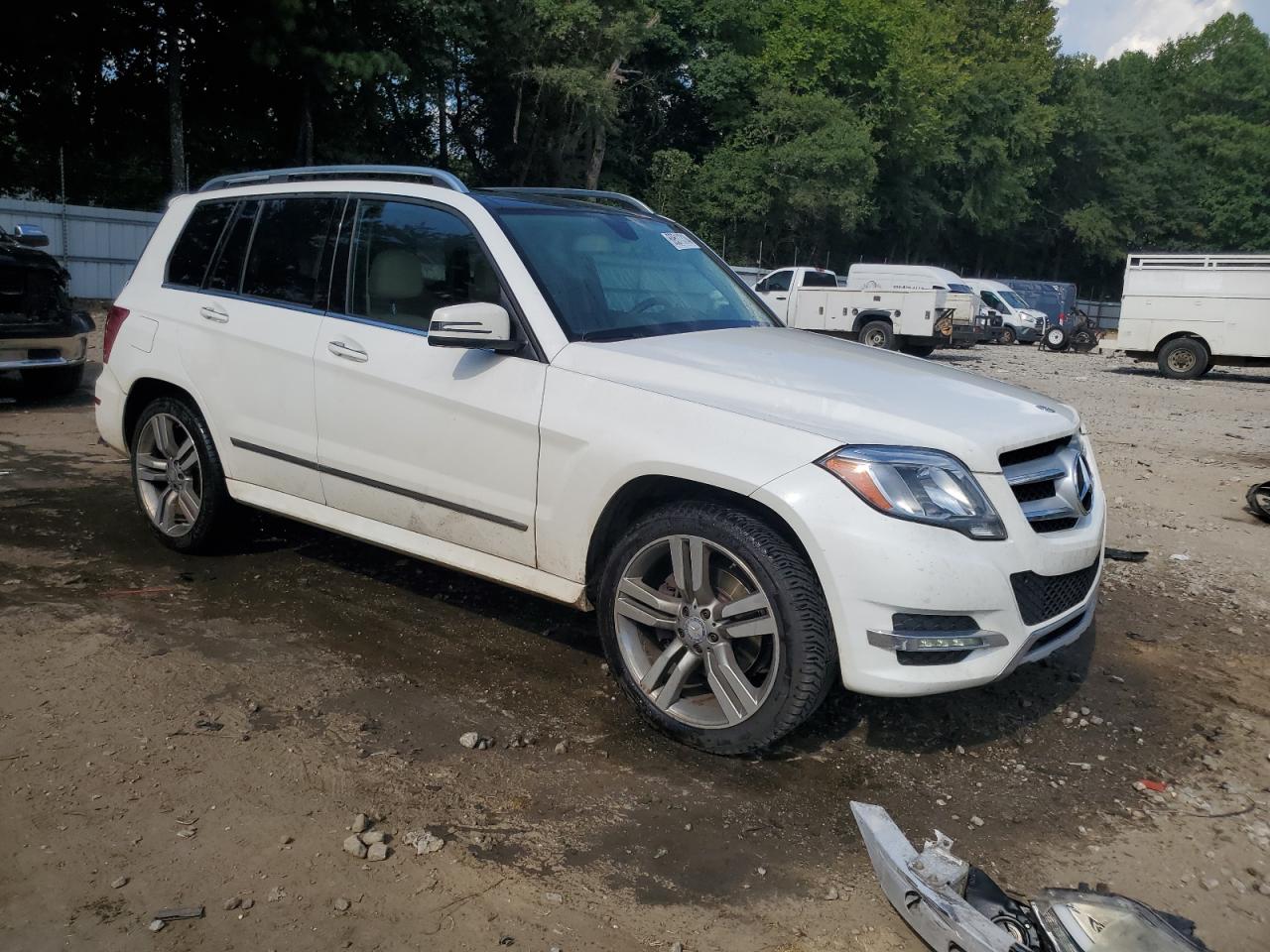 VIN WDCGG5HB4EG176099 2014 MERCEDES-BENZ GLK-CLASS no.4