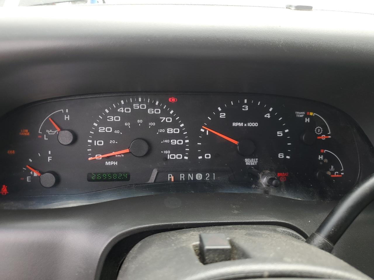 2004 Ford F250 - Image 9