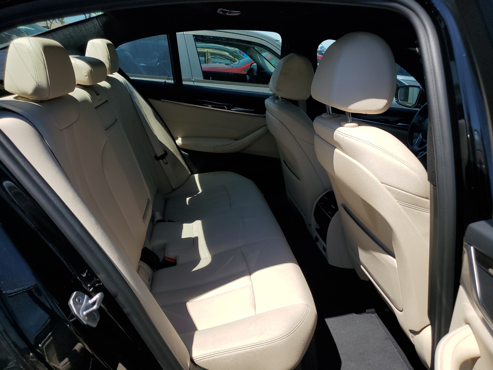 WBAJA9C09LCD75261 2020 BMW 530E