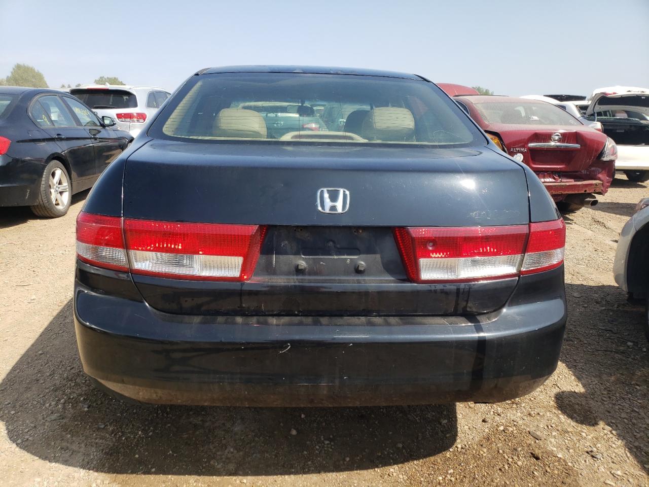 1HGCM56313A052138 2003 Honda Accord Lx