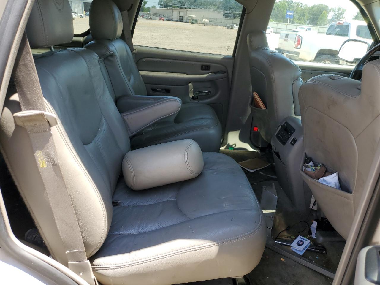 1GYEC63N35R228465 2005 Cadillac Escalade Luxury