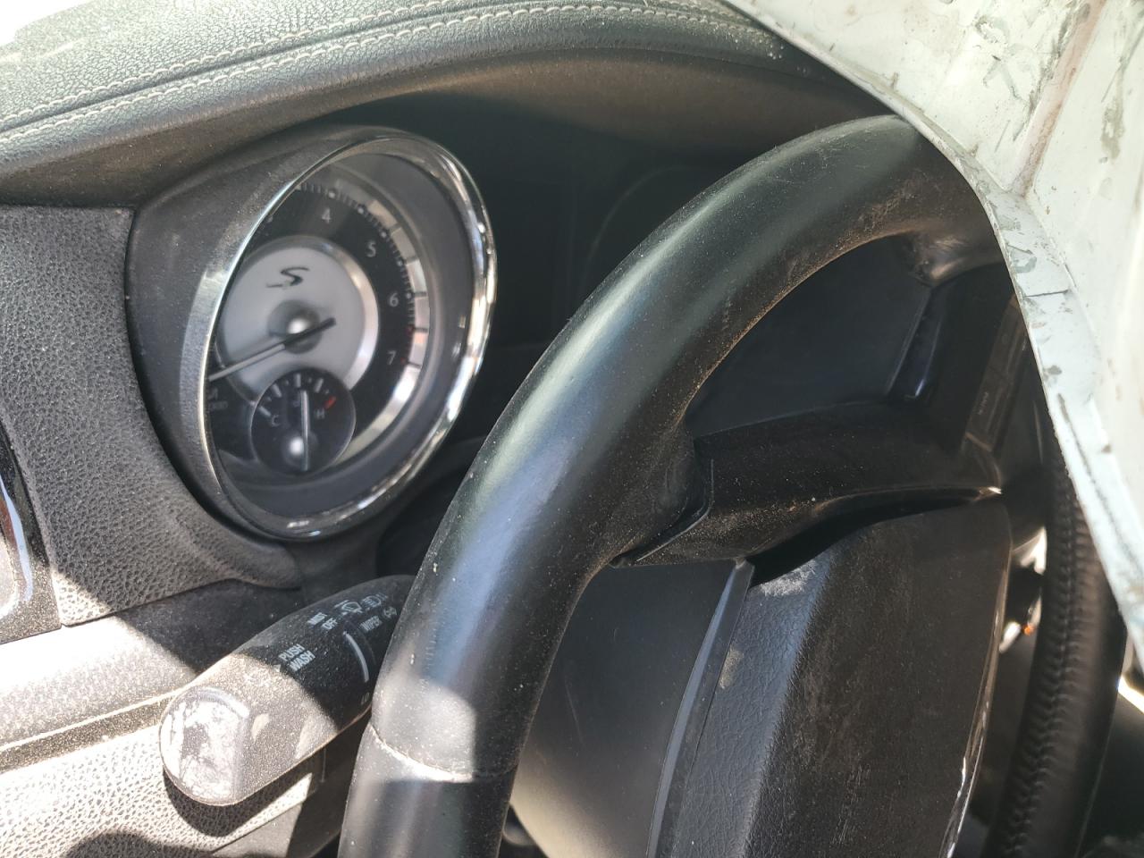 2014 Chrysler 300 S VIN: 2C3CCABG2EH358213 Lot: 66680664