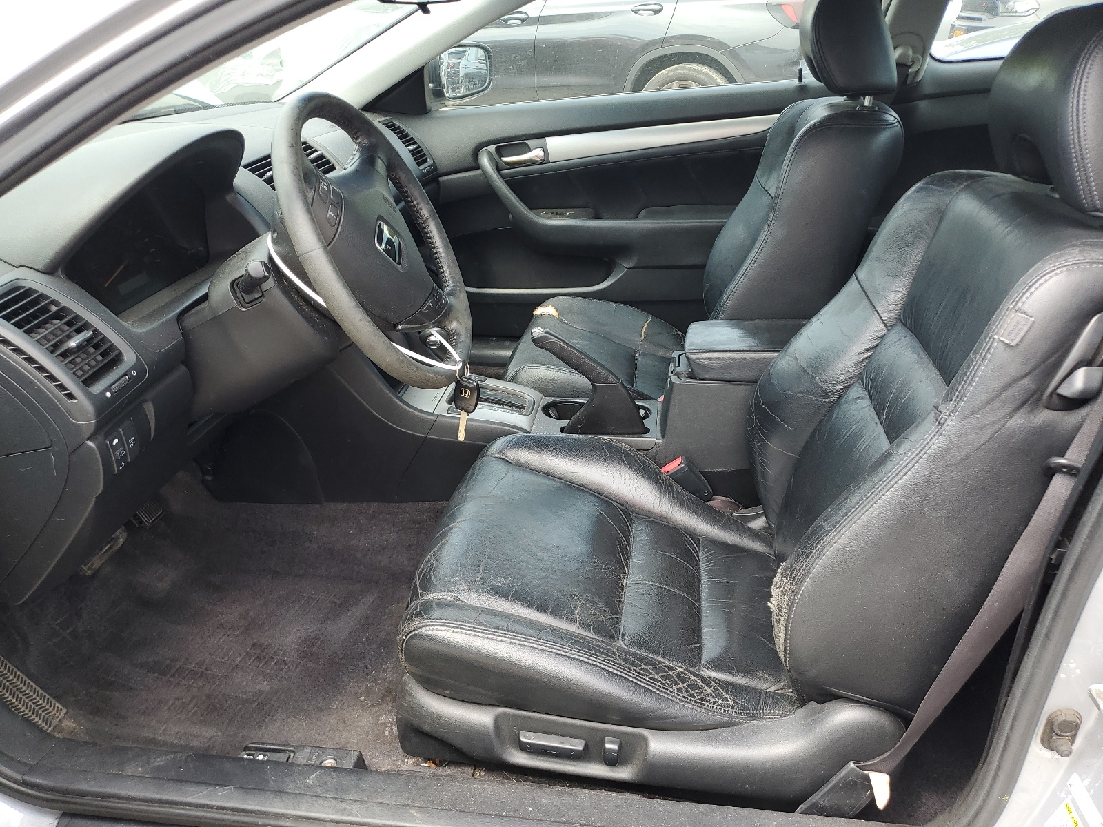 1HGCM826X5A008160 2005 Honda Accord Ex