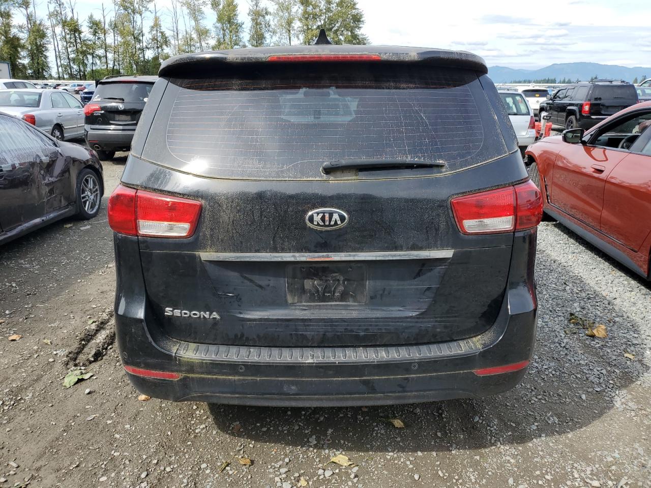 2015 Kia Sedona L VIN: KNDMA5C13F6035900 Lot: 68301714