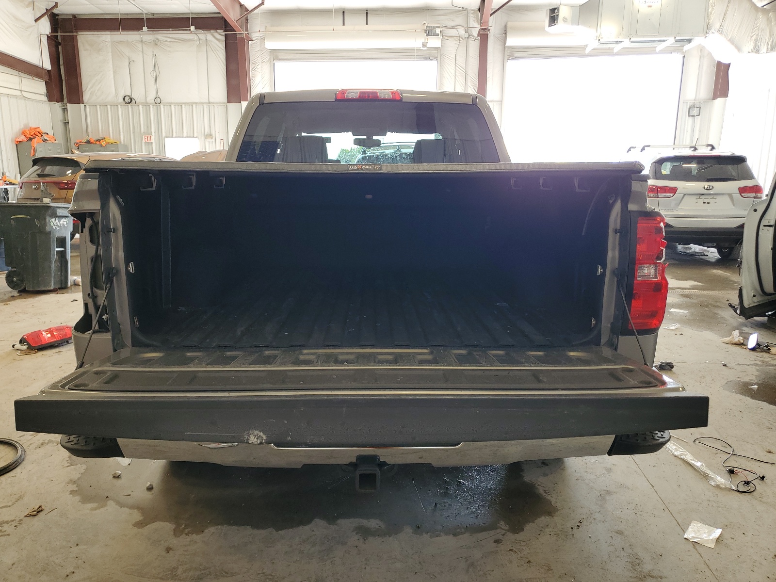 3GCUKRECXHG213421 2017 Chevrolet Silverado K1500 Lt