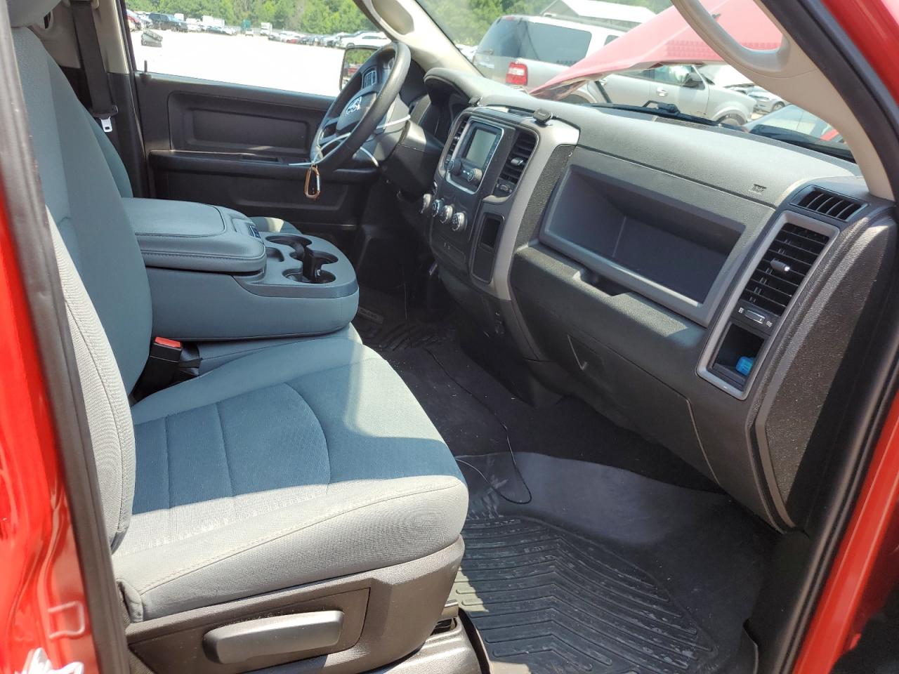 2019 Ram 1500 Classic Tradesman VIN: 1C6RR6FG7KS562724 Lot: 65622284