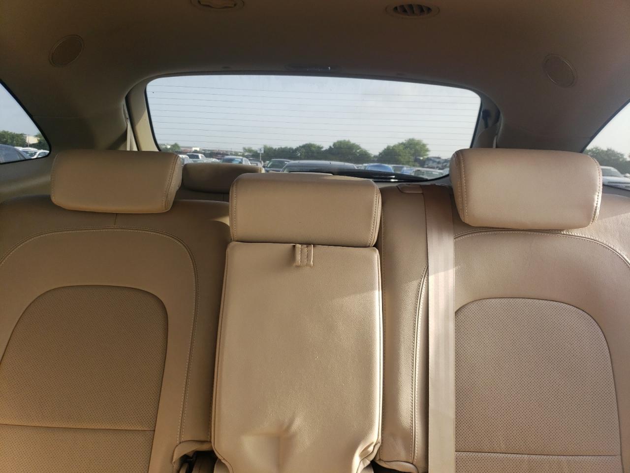 2010 Hyundai Veracruz Gls VIN: KM8NU4CC2AU138006 Lot: 65763904