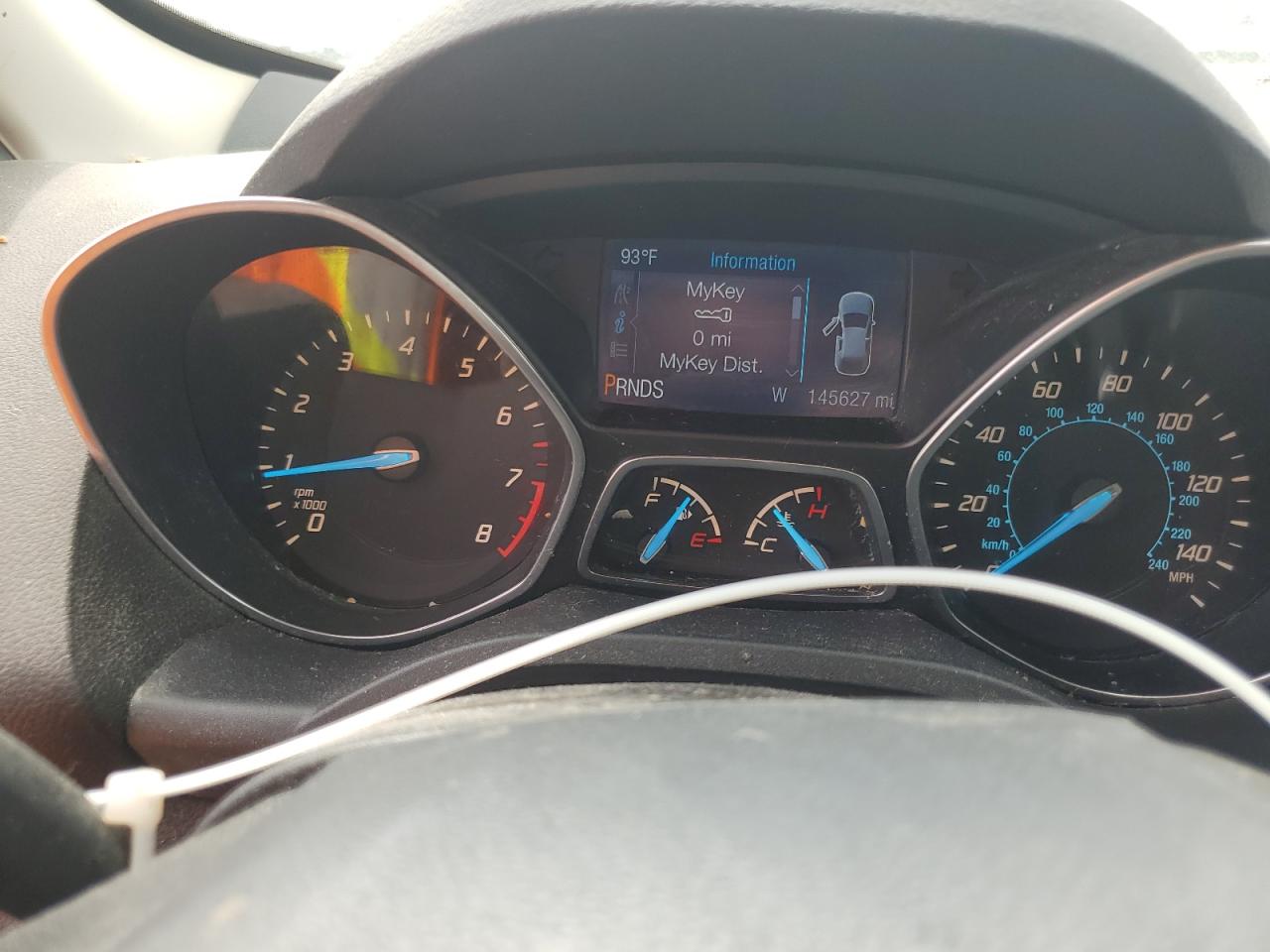 2015 Ford Escape S VIN: 1FMCU0F7XFUA06262 Lot: 66964954