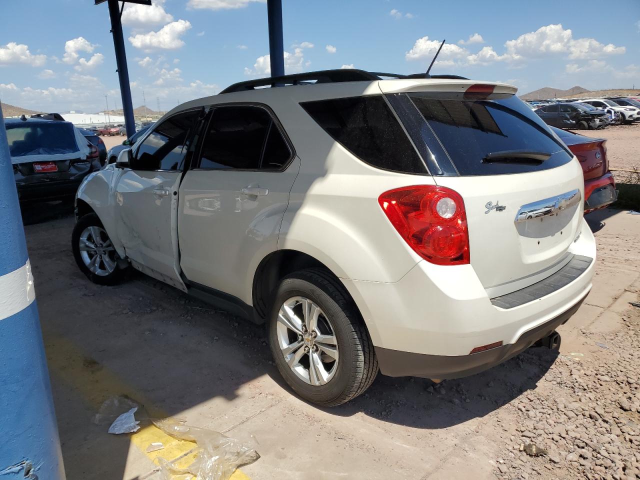 2015 Chevrolet Equinox - Image 2