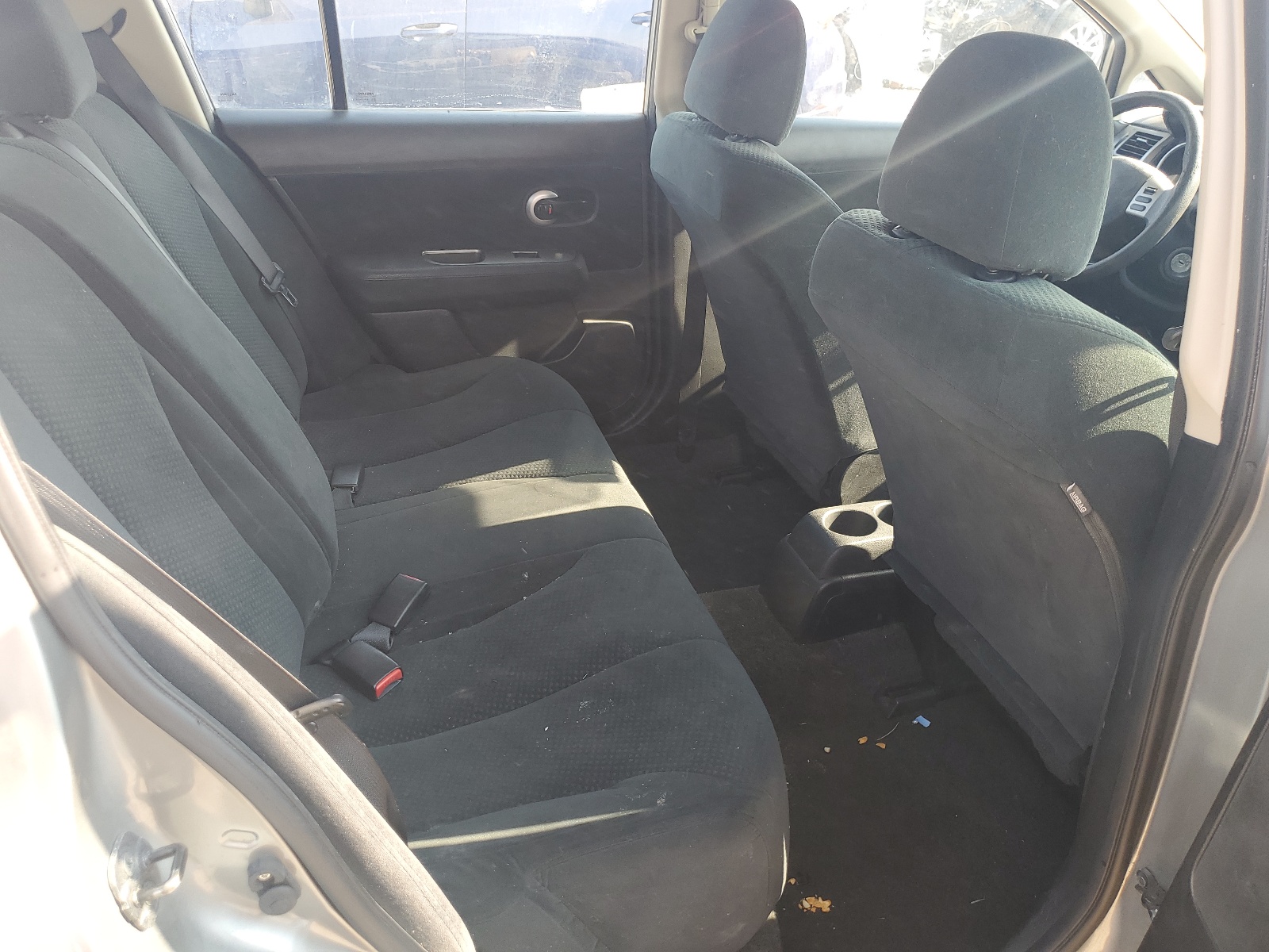 3N1BC1CP3BL373377 2011 Nissan Versa S