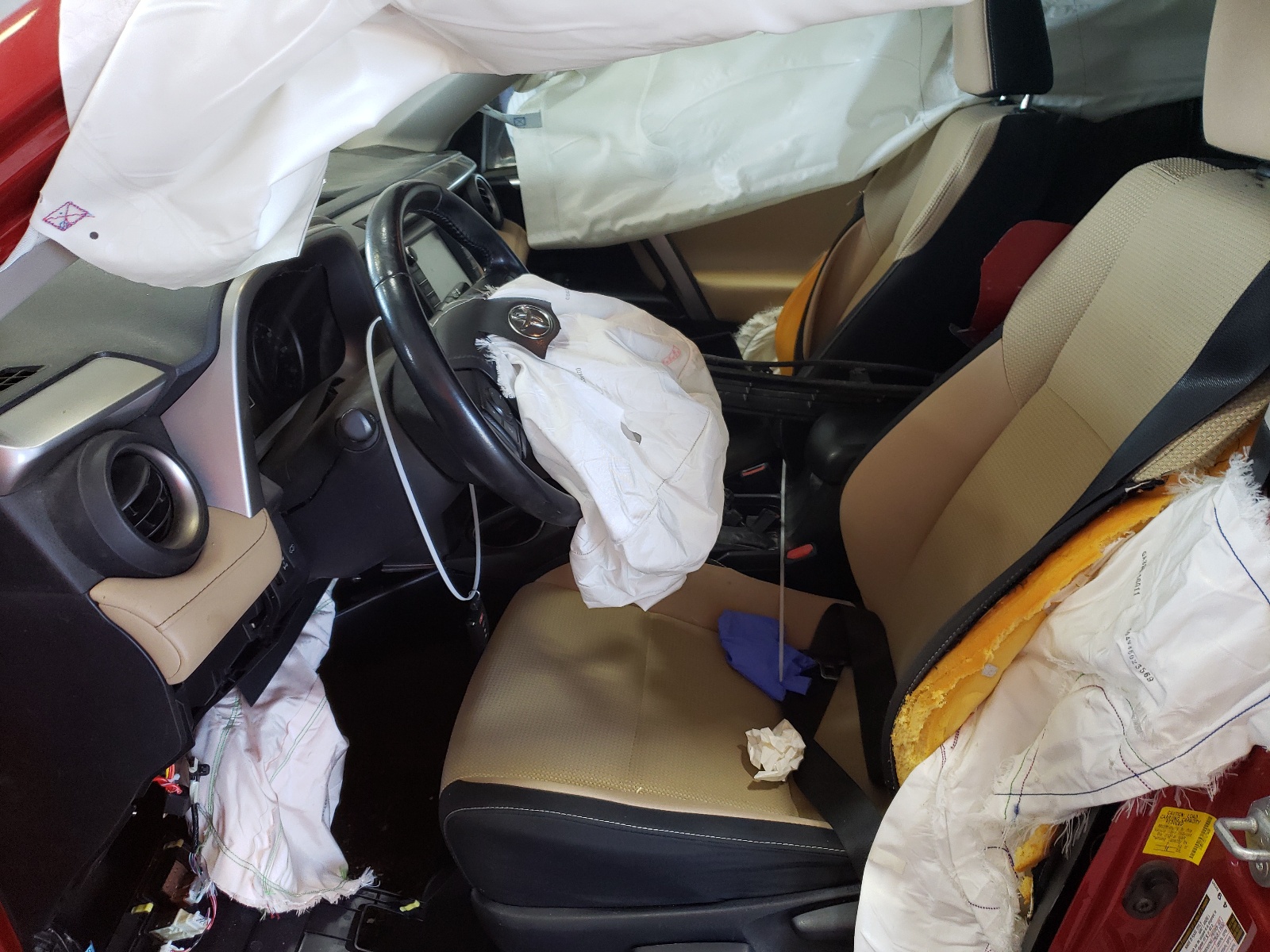 JTMRFREV7HJ114436 2017 Toyota Rav4 Xle