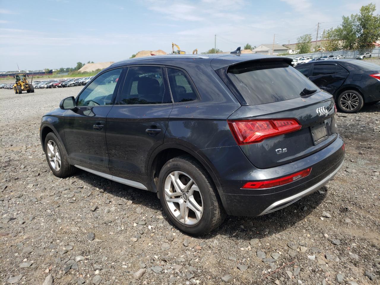 2018 Audi Q5 Premium VIN: WA1ANAFY5J2201031 Lot: 69308824