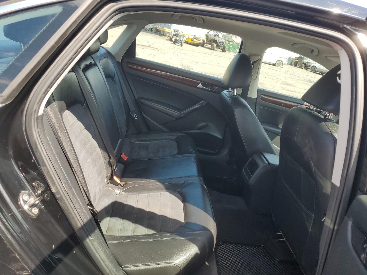 2012 Volkswagen Passat Sel VIN: 1VWCP7A34CC026272 Lot: 67938014