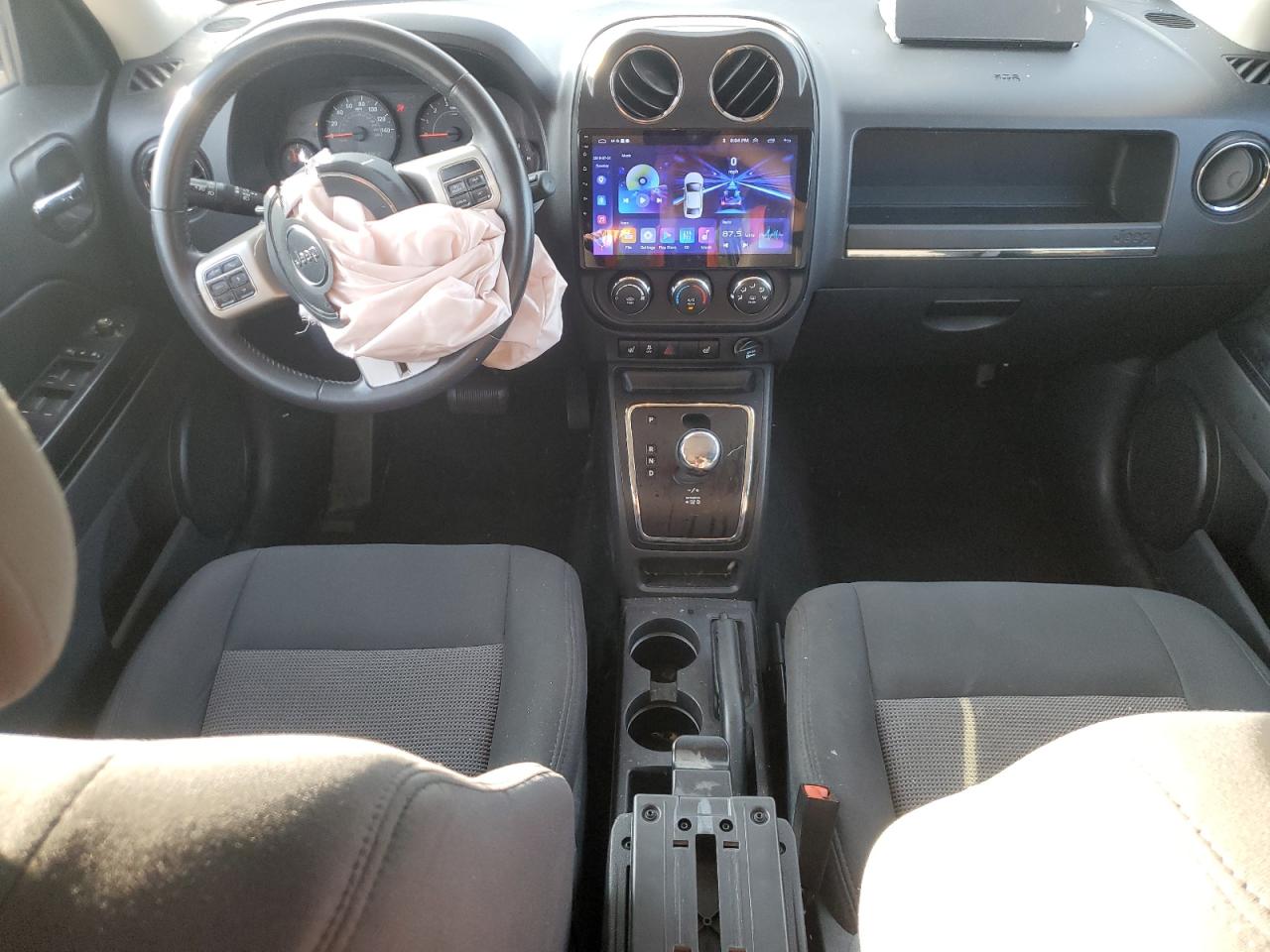 2013 Jeep Liberty (Patriot) - Image 8