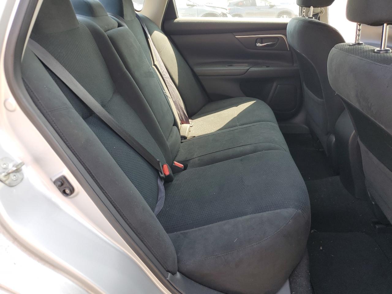 2015 Nissan Altima 2.5 VIN: 1N4AL3AP2FN886154 Lot: 68838104