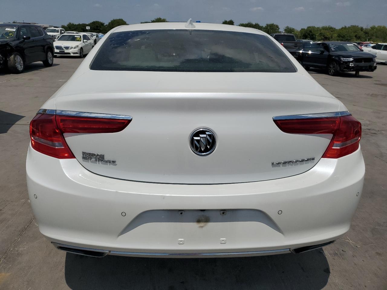 1G4ZR5SS6HU125531 2017 Buick Lacrosse Premium