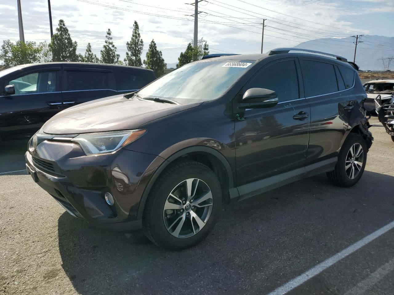 2T3WFREV3JW449381 2018 TOYOTA RAV 4 - Image 1