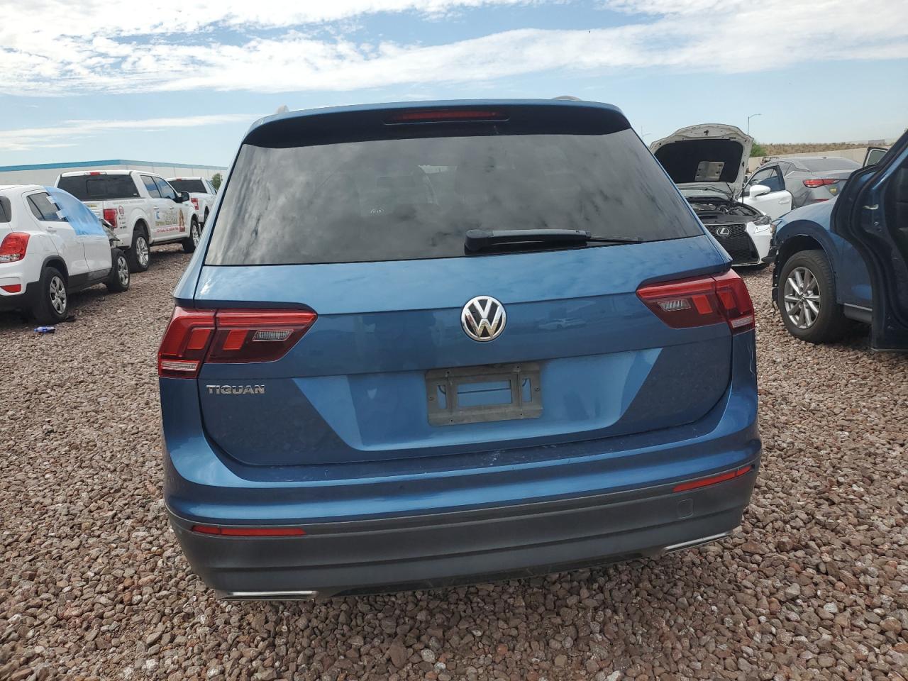 2019 Volkswagen Tiguan S VIN: 3VV1B7AX1KM194008 Lot: 66617674